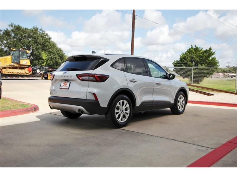 Ford Escape  2025
