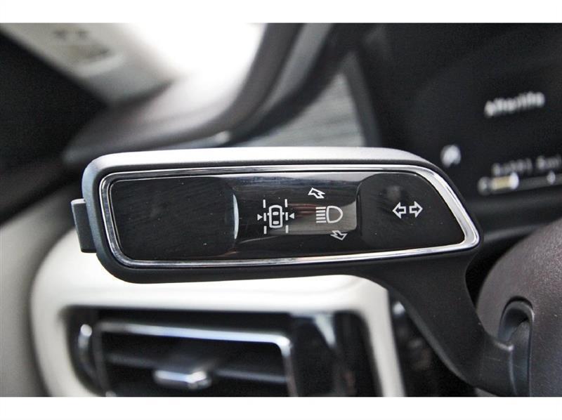 Lincoln Aviator  2020