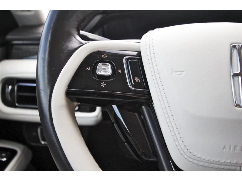 Lincoln Aviator  2020