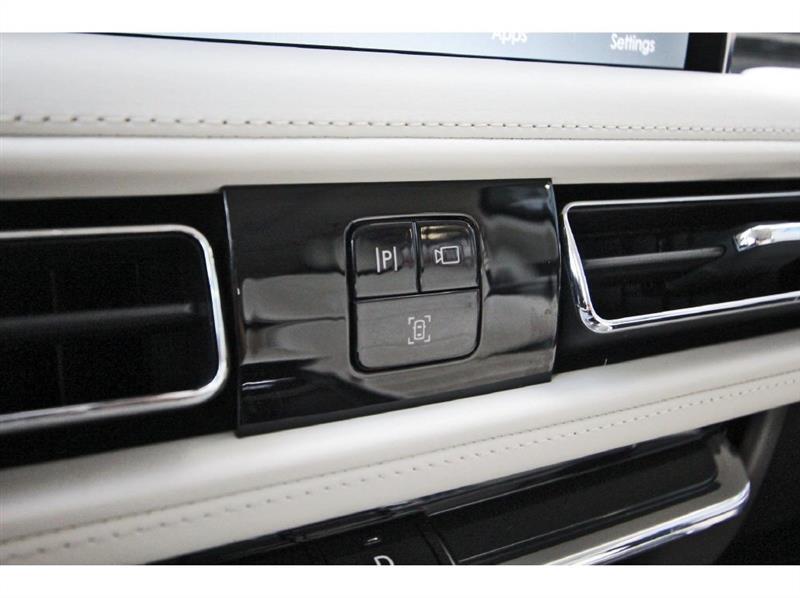 Lincoln Aviator  2020