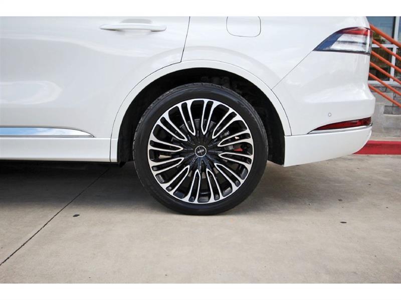 Lincoln Aviator  2020