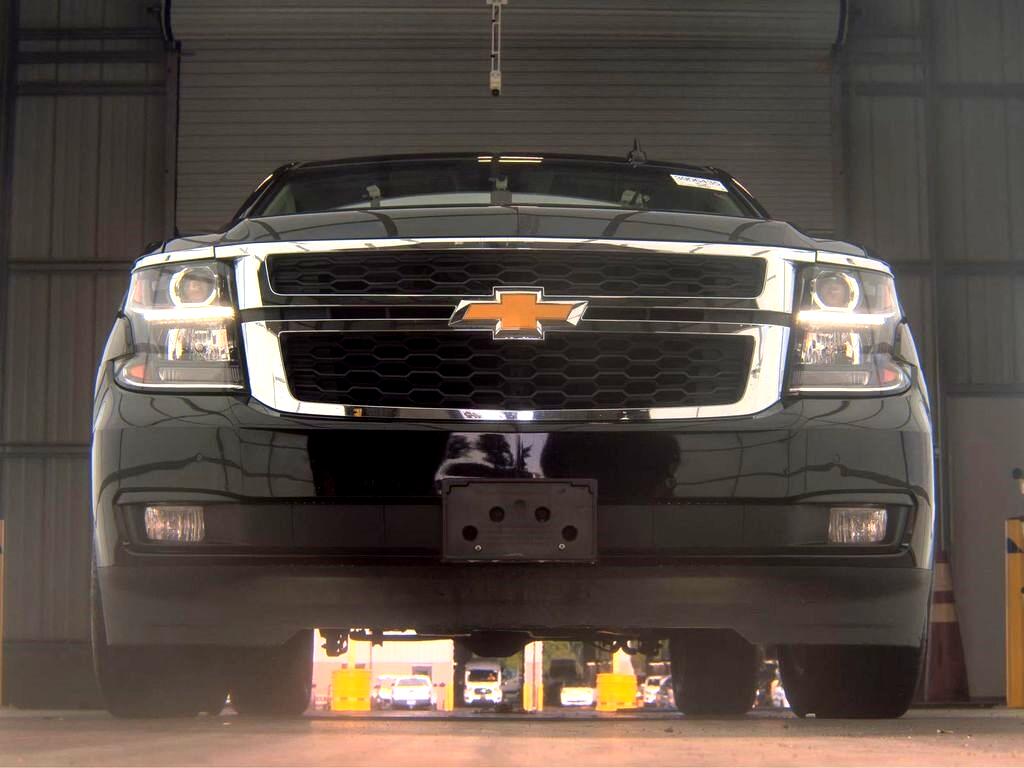 2020 Chevrolet Tahoe LT photo 4