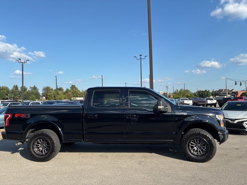 2017 Ford F-150 XLT photo 2