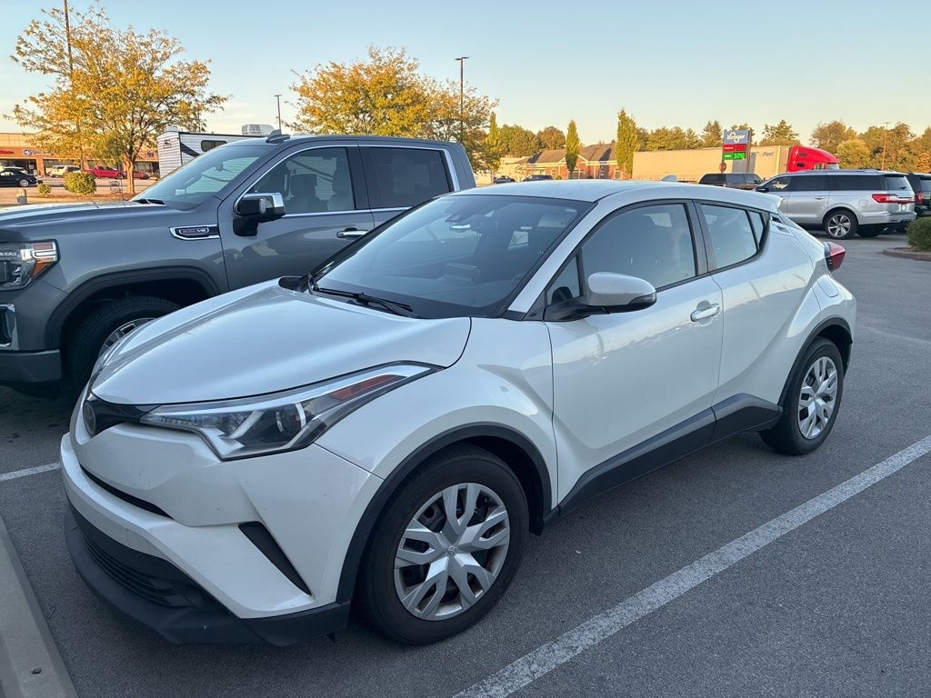 2019 Toyota C-HR XLE Limited photo 3