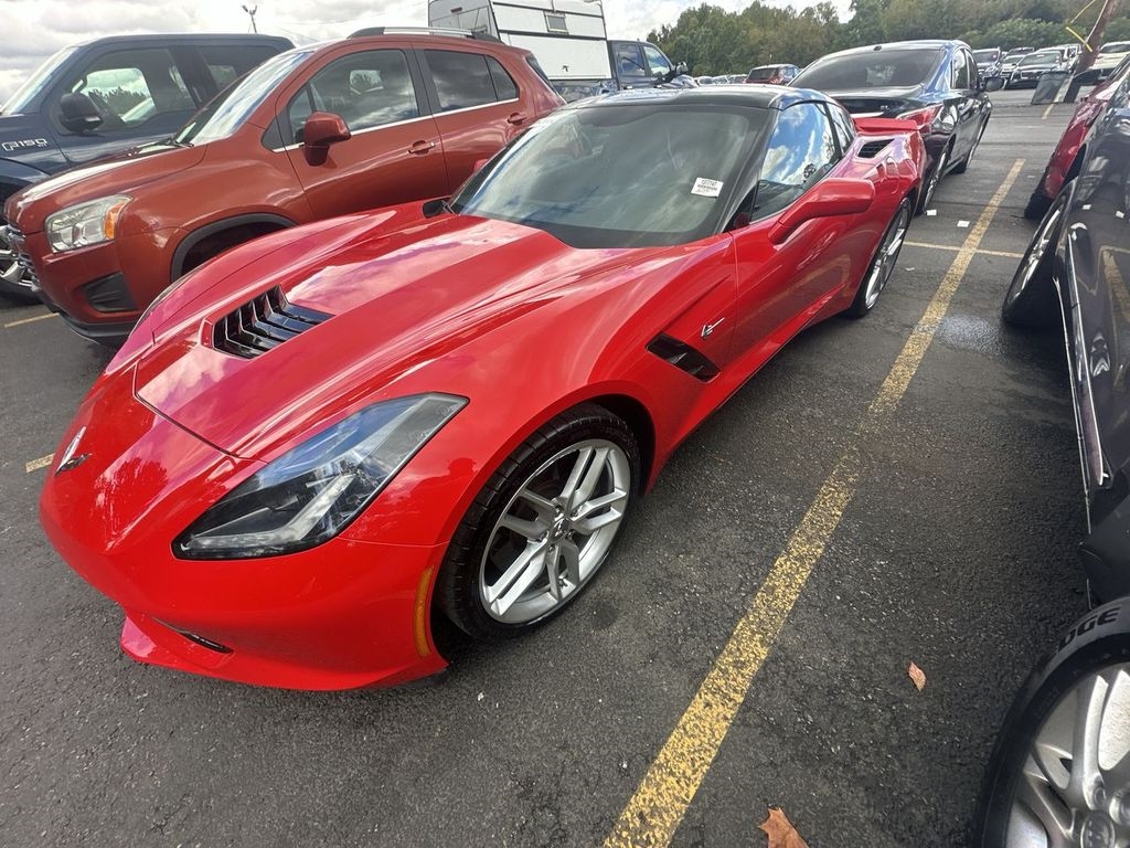 2017 Chevrolet Corvette Stingray 1LT Z51 photo 3