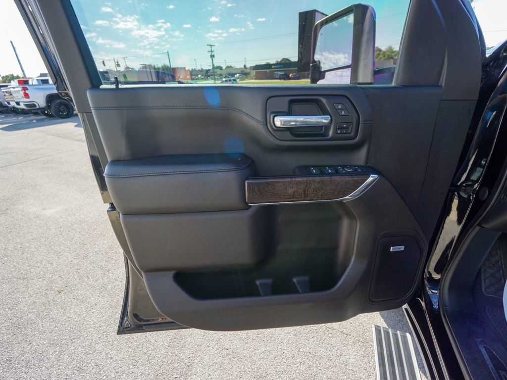 GMC Sierra 3500HD  2023