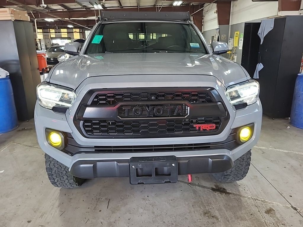 Toyota Tacoma  2021