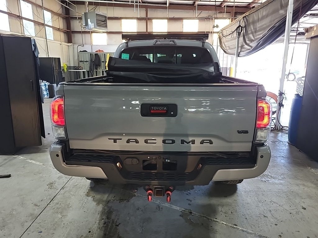 Toyota Tacoma  2021