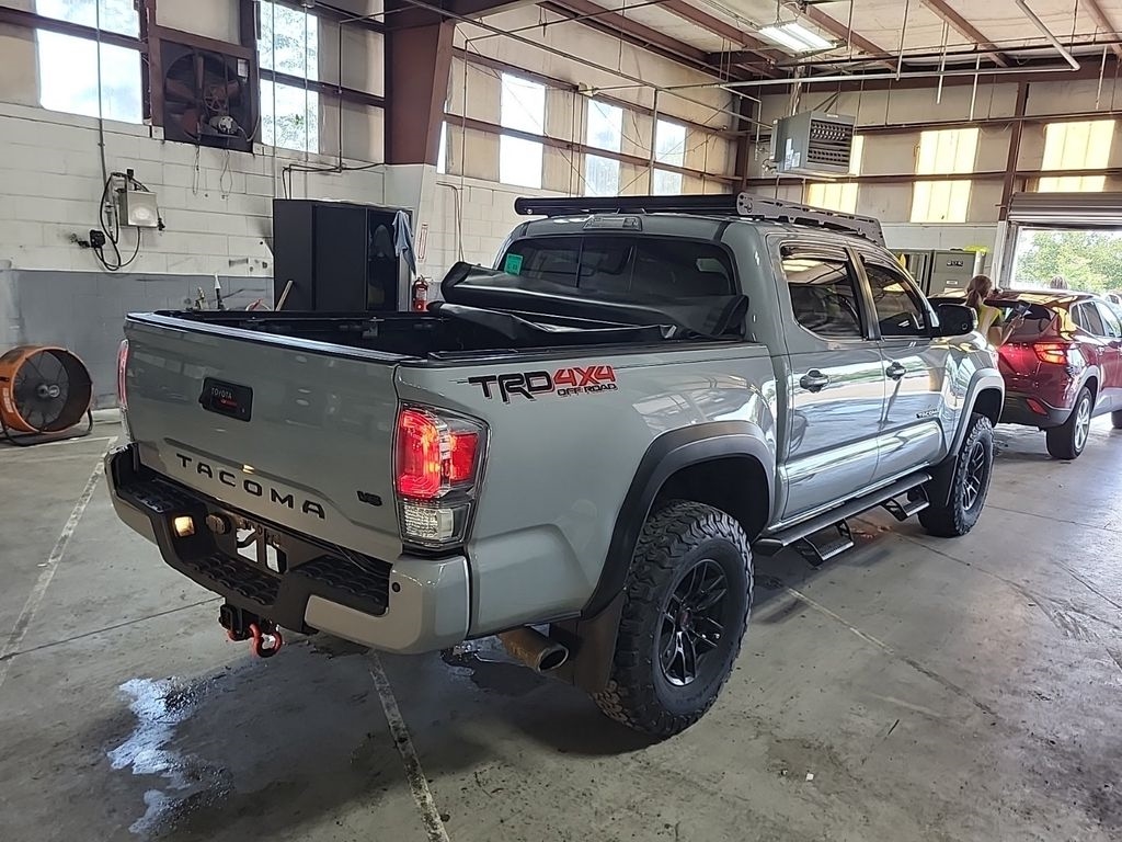 Toyota Tacoma  2021