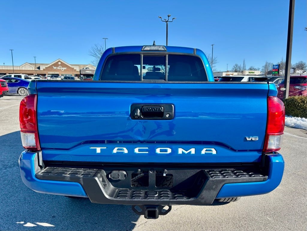 Toyota Tacoma  2016