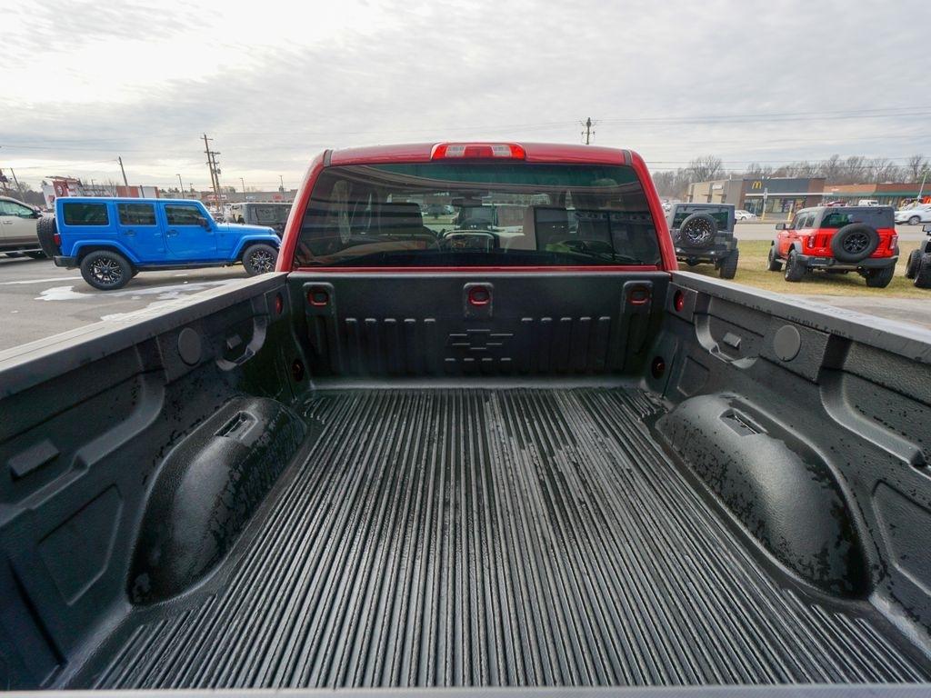 Chevrolet Silverado 1500  2018