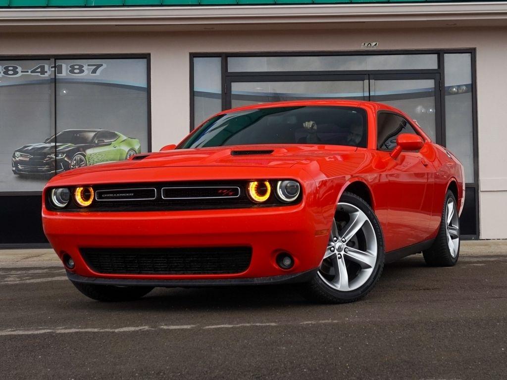 Dodge Challenger  2017