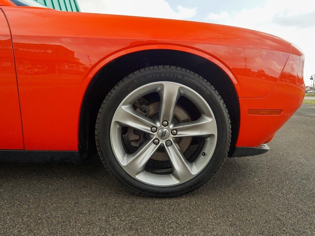 Dodge Challenger  2017