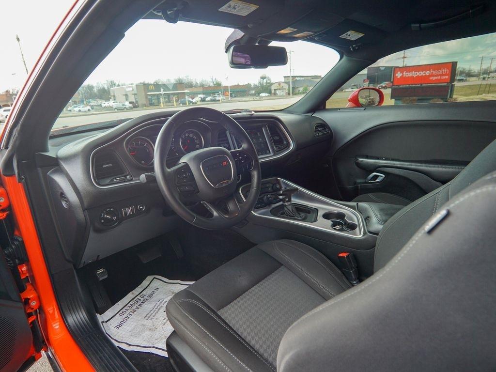 Dodge Challenger  2017