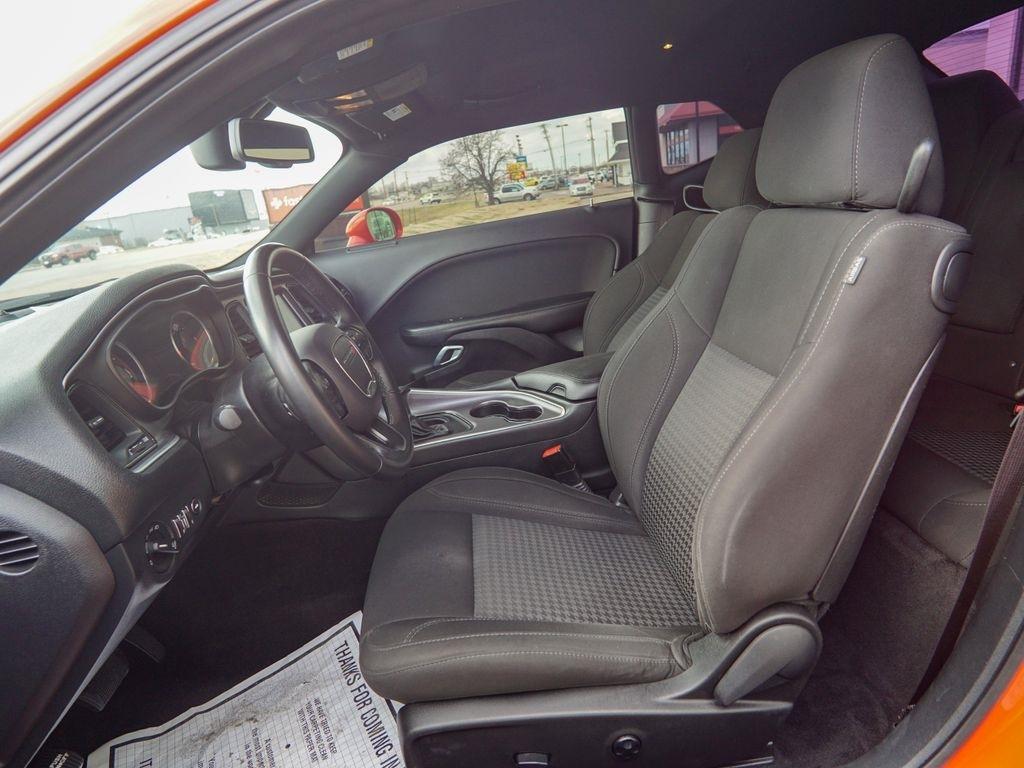 Dodge Challenger  2017