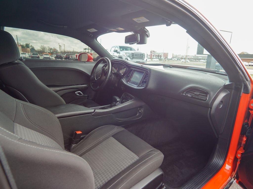 Dodge Challenger  2017