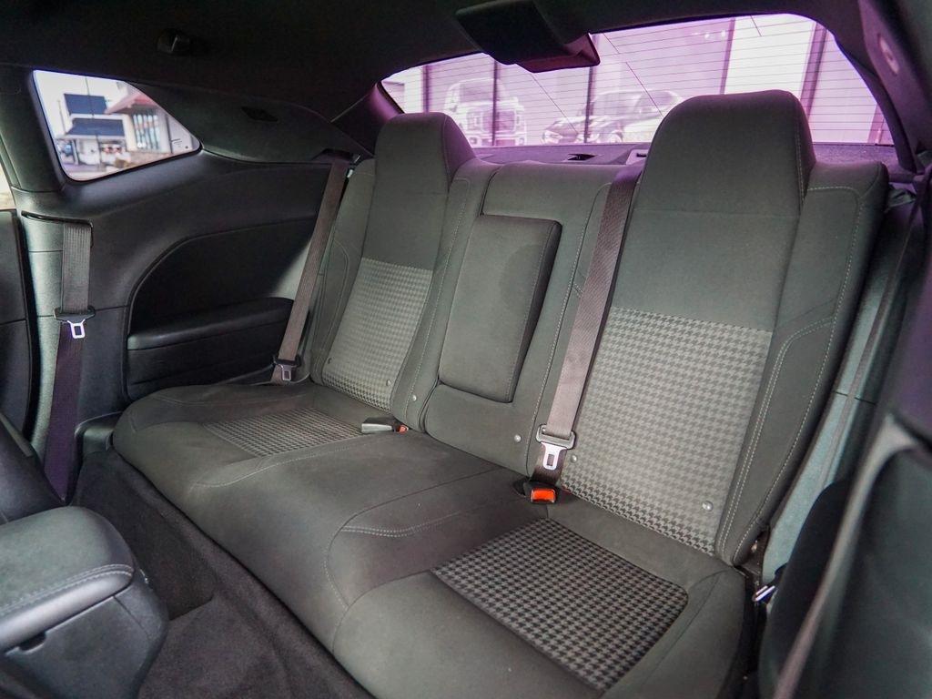 Dodge Challenger  2017