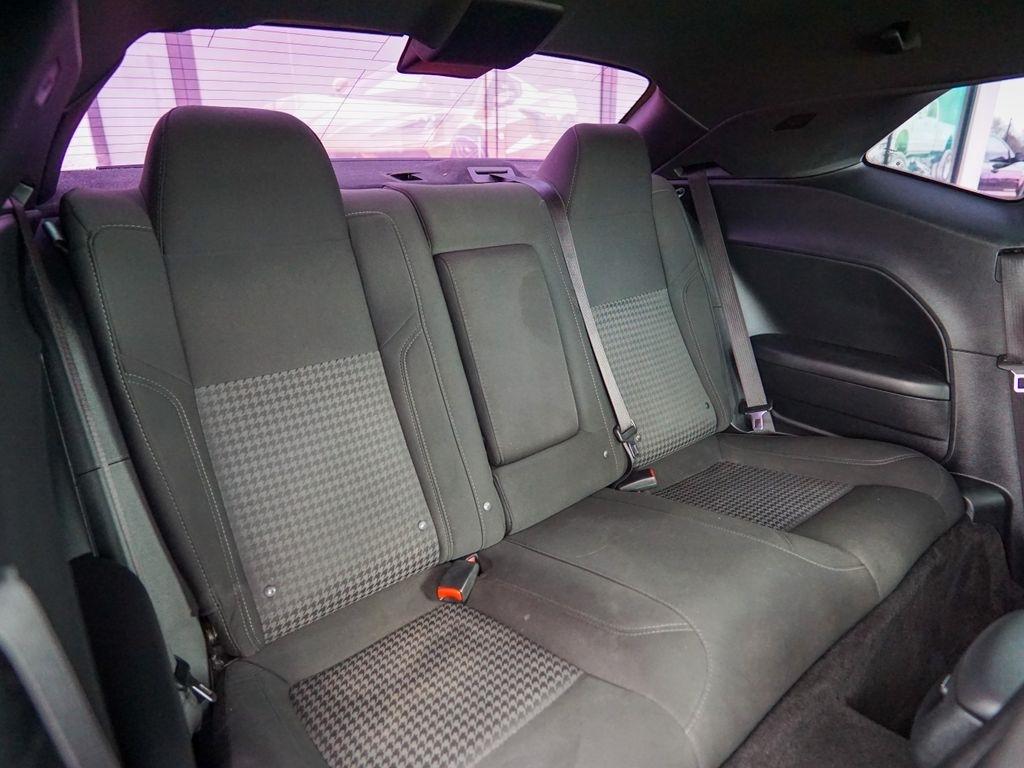 Dodge Challenger  2017