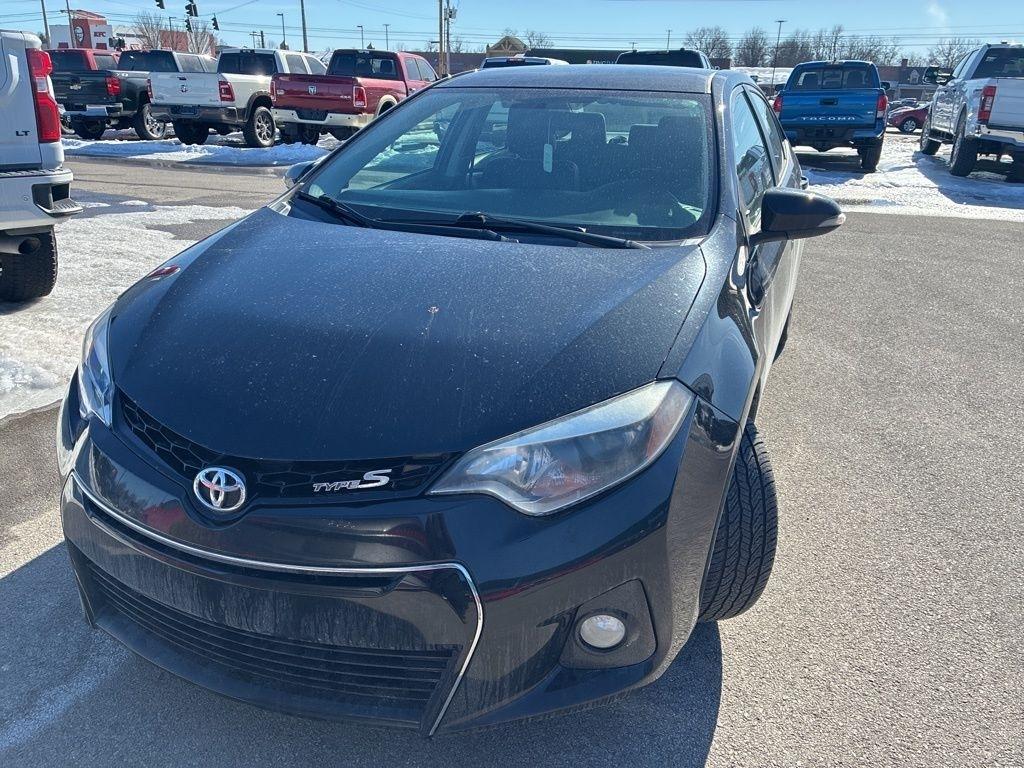 Toyota Corolla  2014