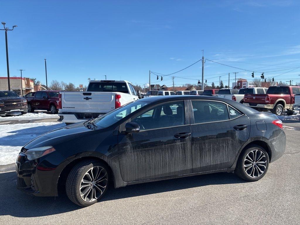 Toyota Corolla  2014