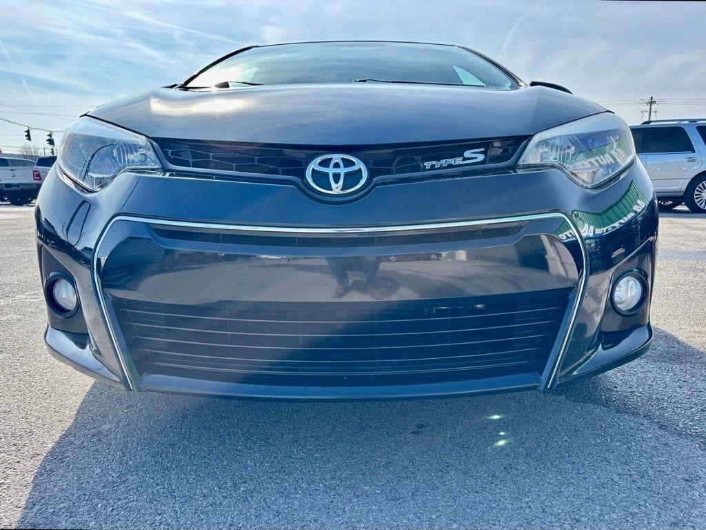 Toyota Corolla  2014