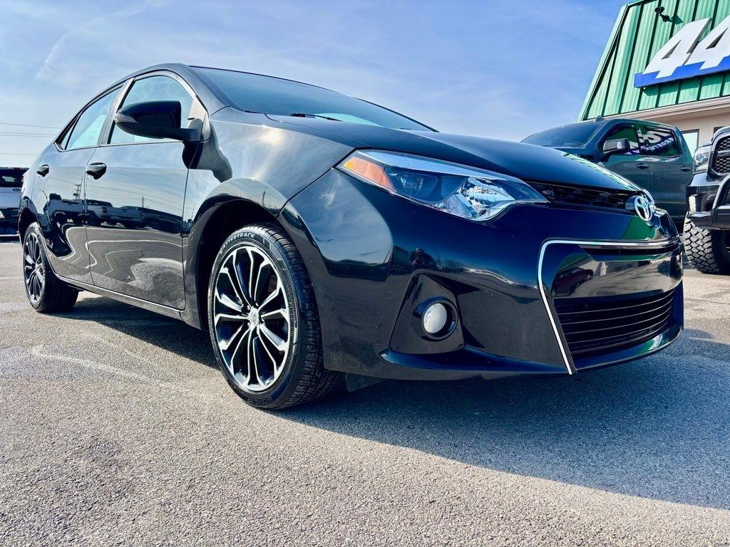Toyota Corolla  2014