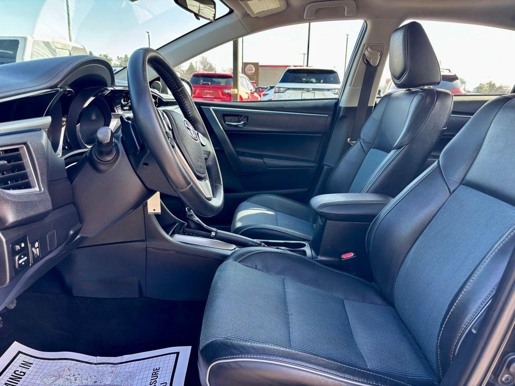 Toyota Corolla  2014