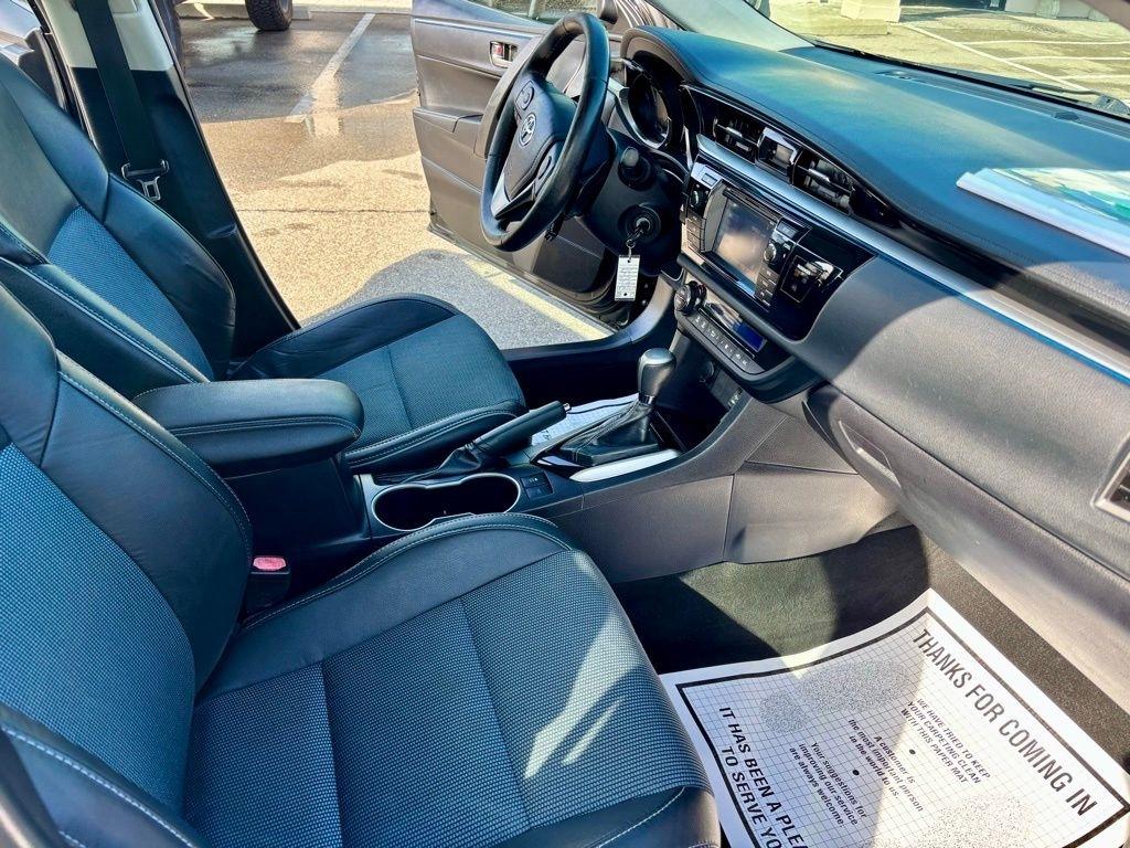 Toyota Corolla  2014