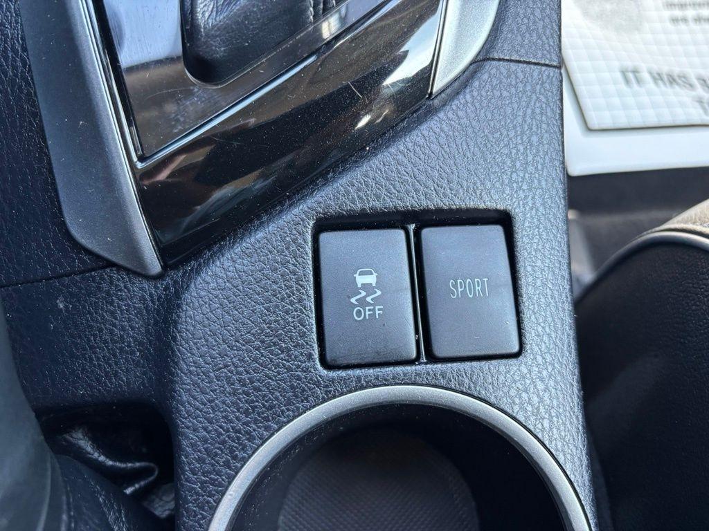 Toyota Corolla  2014