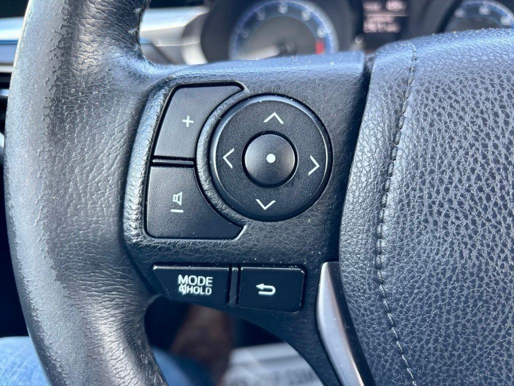 Toyota Corolla  2014