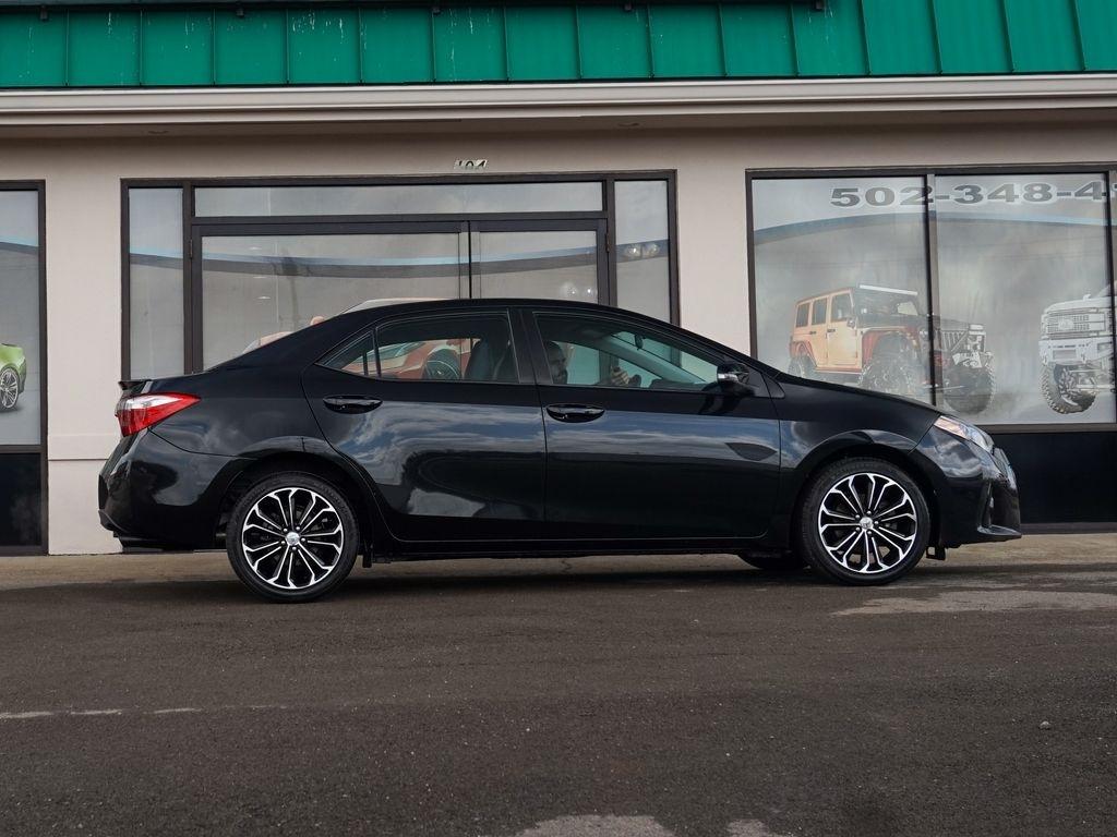 Toyota Corolla  2014