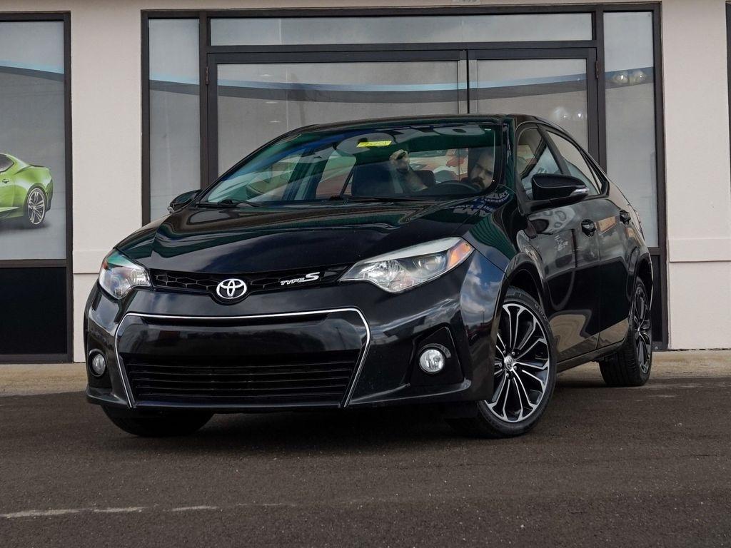 Toyota Corolla  2014