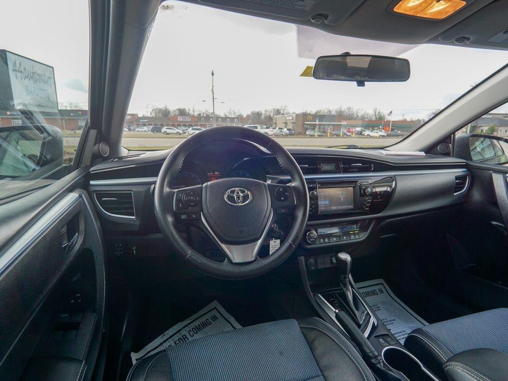 Toyota Corolla  2014