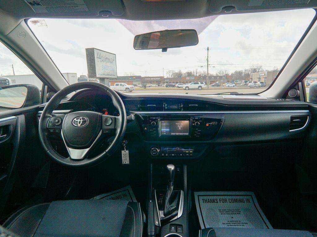Toyota Corolla  2014