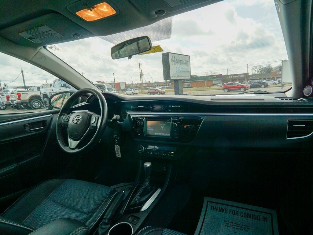 Toyota Corolla  2014