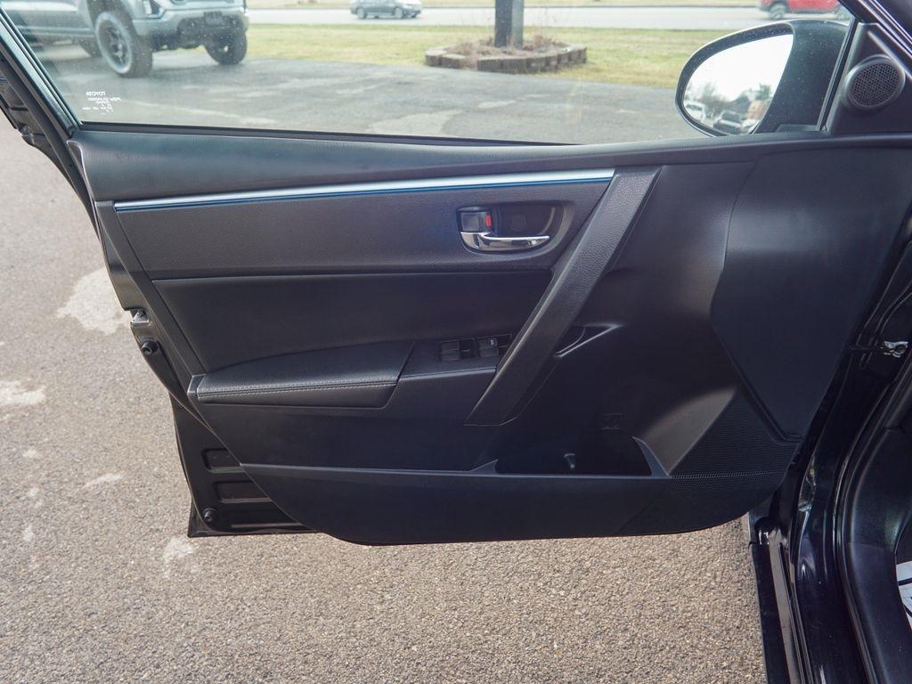 Toyota Corolla  2014