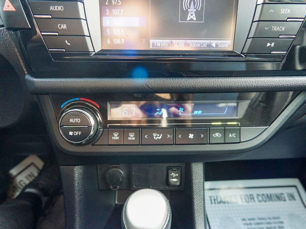 Toyota Corolla  2014