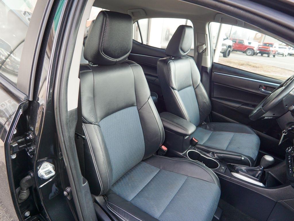 Toyota Corolla  2014