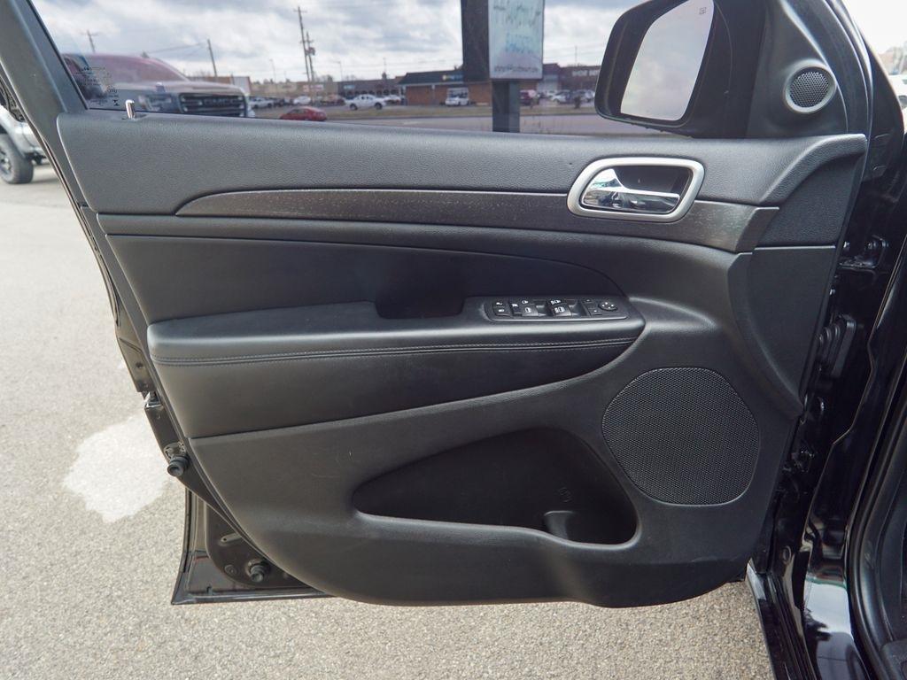 Jeep Grand Cherokee  2017