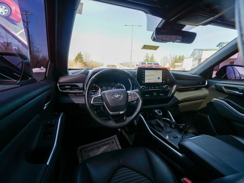 Toyota Highlander  2022