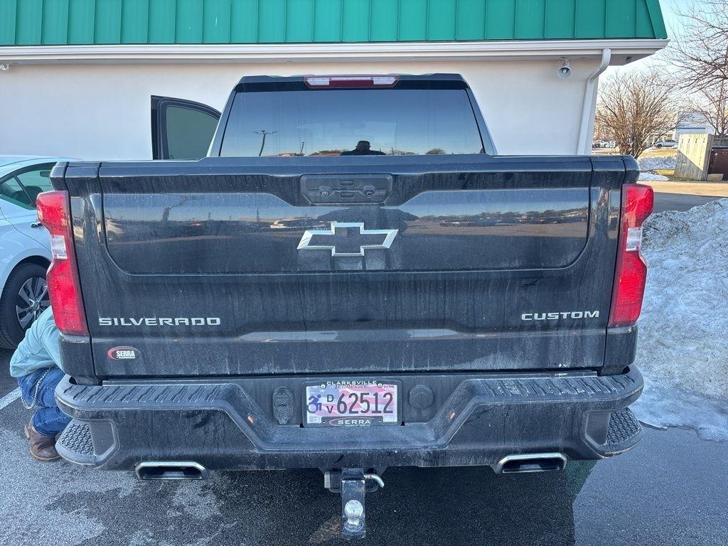 Chevrolet Silverado 1500  2025