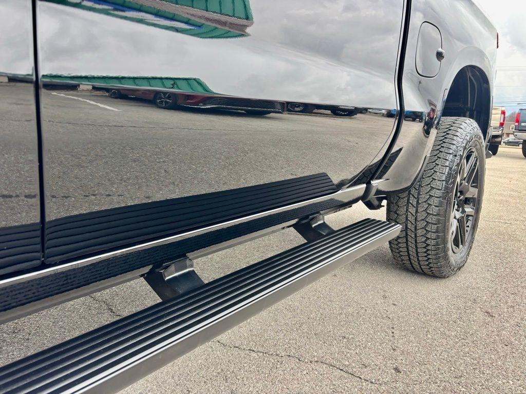 Chevrolet Silverado 1500  2025