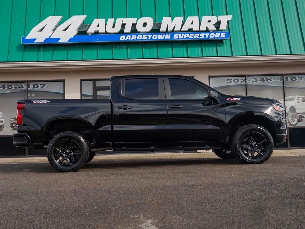 Chevrolet Silverado 1500  2025