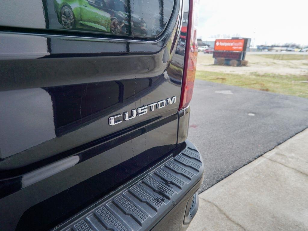 Chevrolet Silverado 1500  2025