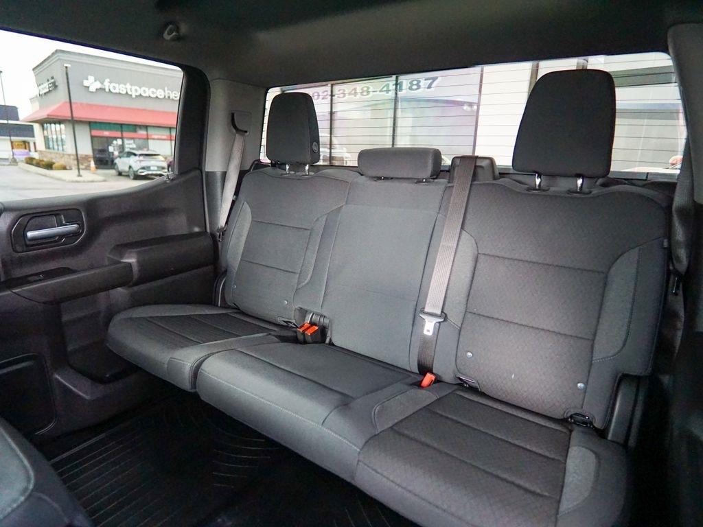 Chevrolet Silverado 1500  2025