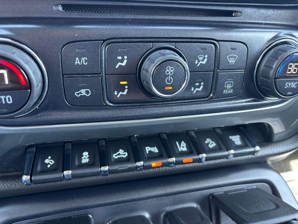 Chevrolet Silverado 2500HD  2016