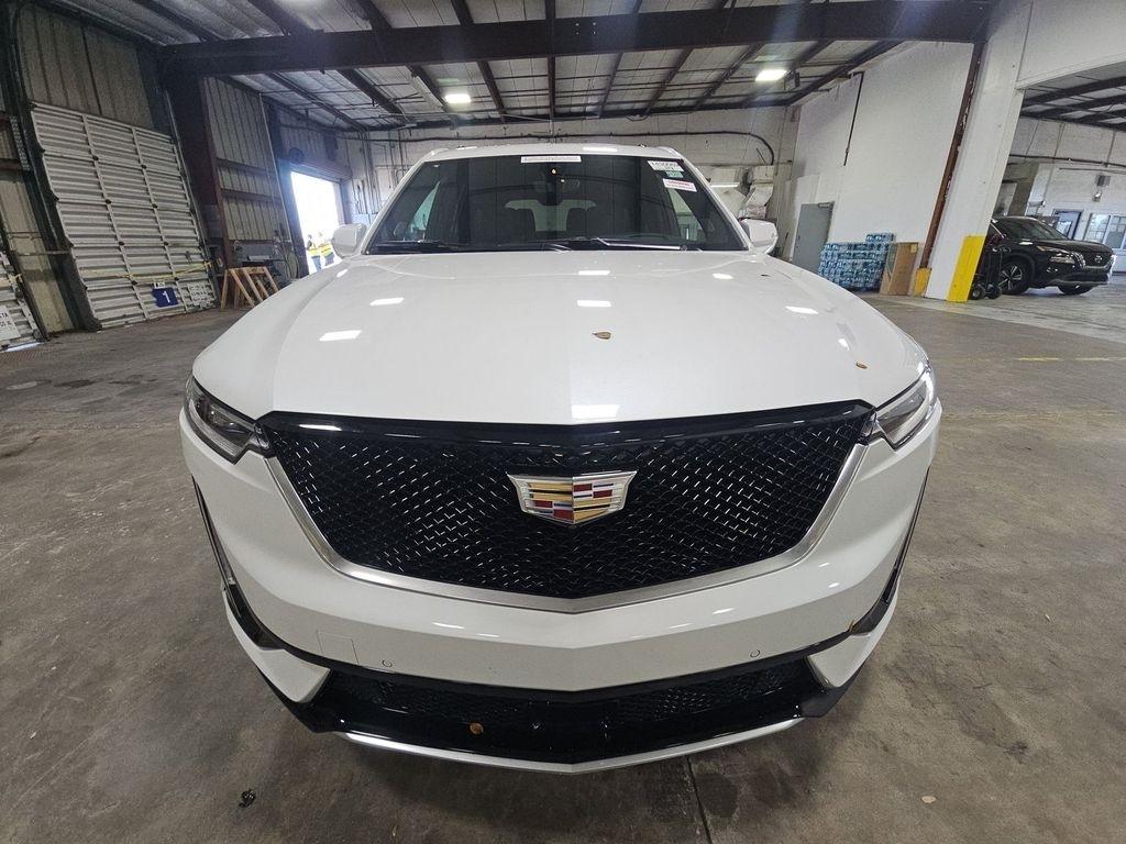 Cadillac XT6  2020