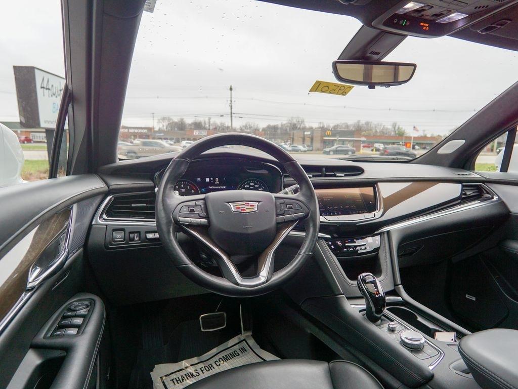 Cadillac XT6  2020