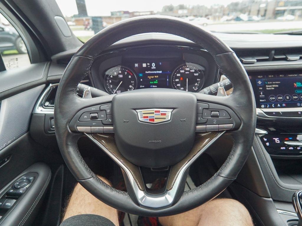 Cadillac XT6  2020