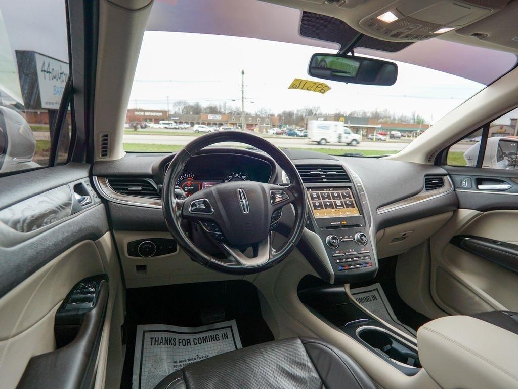 Lincoln MKC  2019